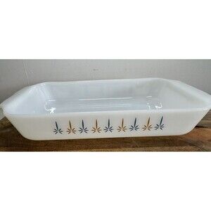 Vintage FIRE KING ANCHOR HOCKING MEADOW GREEN  #432 CASSEROLE DISH 1.5 Qt